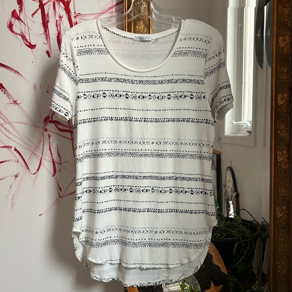 Dex White Short Sleeve Tee with Soft Fabric and Relaxed Fit L - Picture 1 of 16